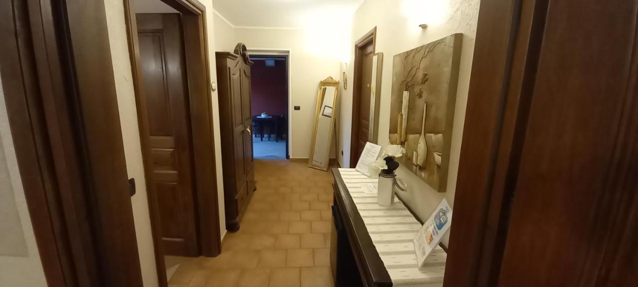 פוסאנו Villa Laura B&B מראה חיצוני תמונה
