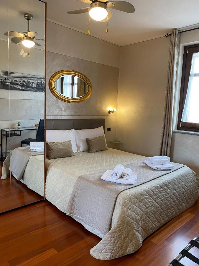 פוסאנו Villa Laura B&B מראה חיצוני תמונה
