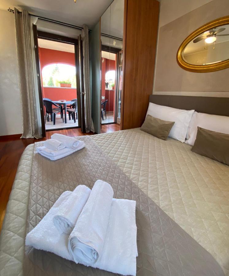 פוסאנו Villa Laura B&B מראה חיצוני תמונה