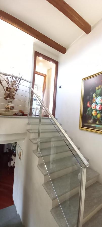 פוסאנו Villa Laura B&B מראה חיצוני תמונה