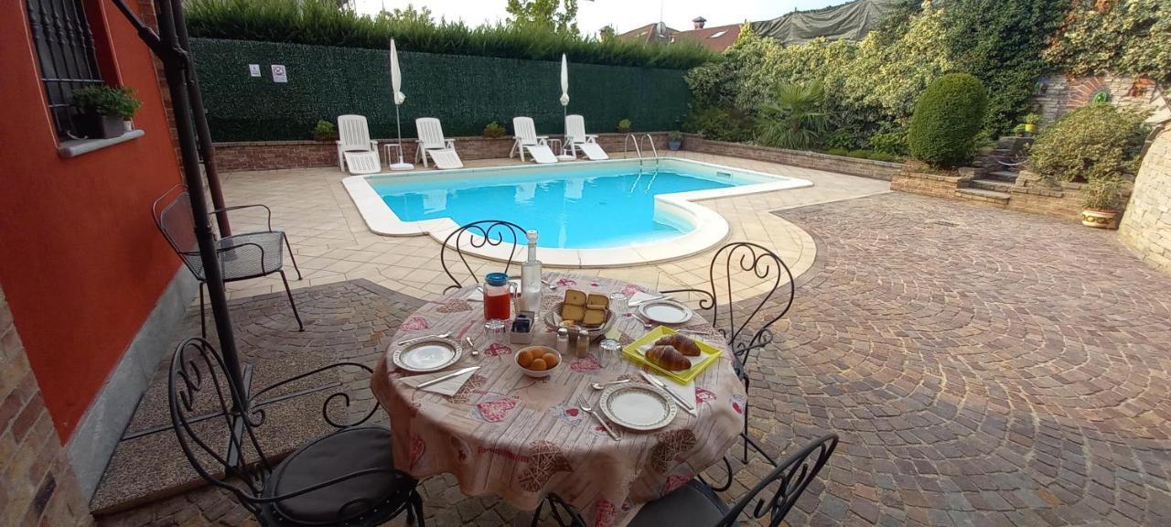 פוסאנו Villa Laura B&B מראה חיצוני תמונה