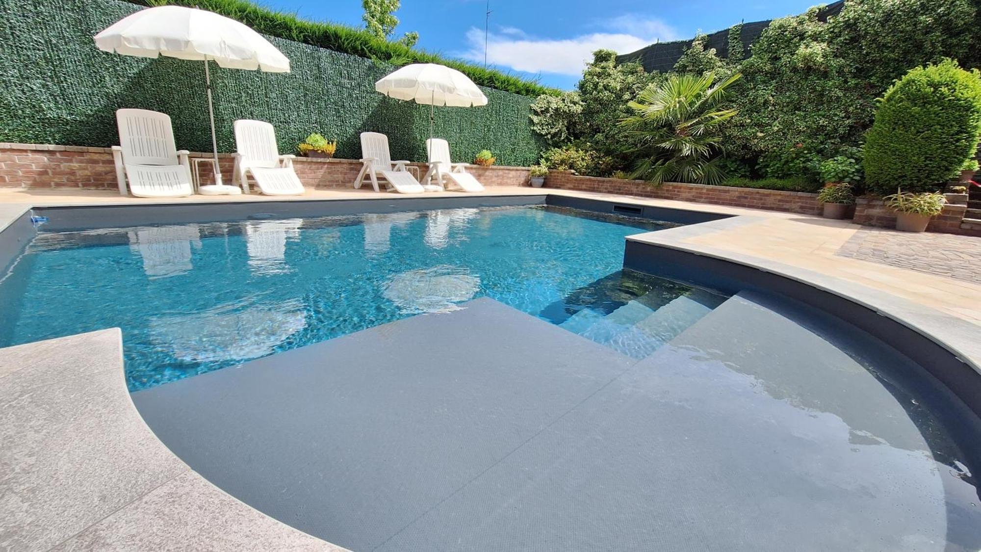 פוסאנו Villa Laura B&B מראה חיצוני תמונה