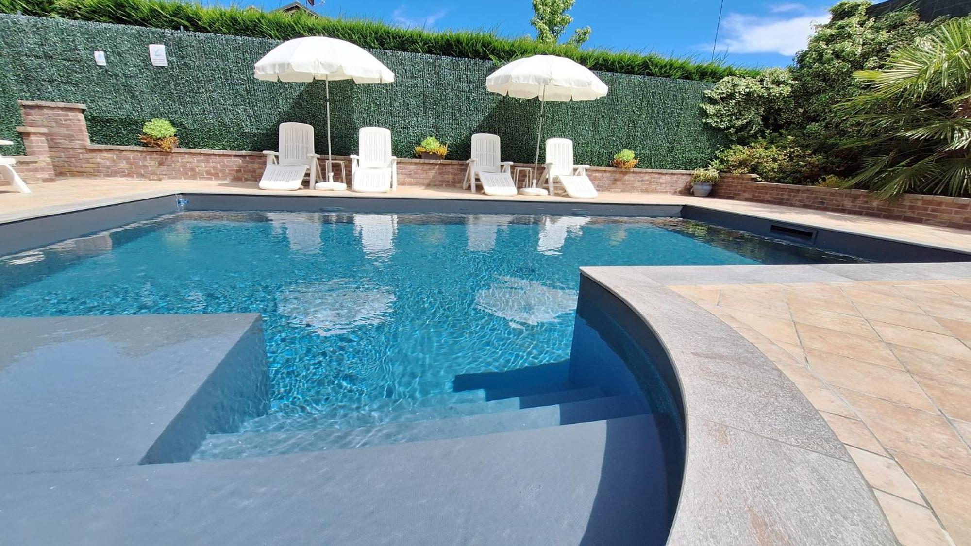 פוסאנו Villa Laura B&B מראה חיצוני תמונה