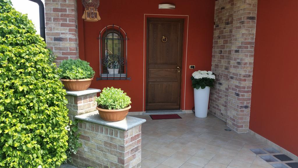 פוסאנו Villa Laura B&B מראה חיצוני תמונה